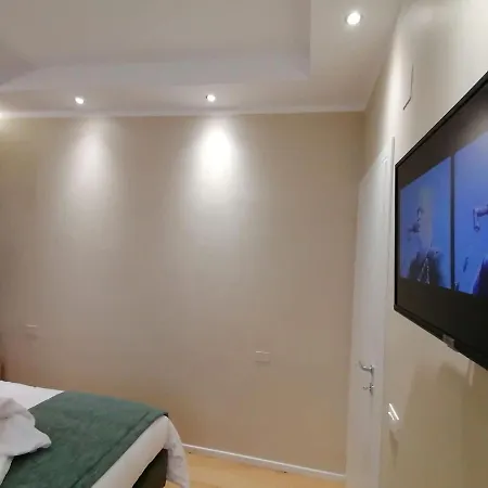 بيت ضيافة Maison Marie كاستل دي سانجرو